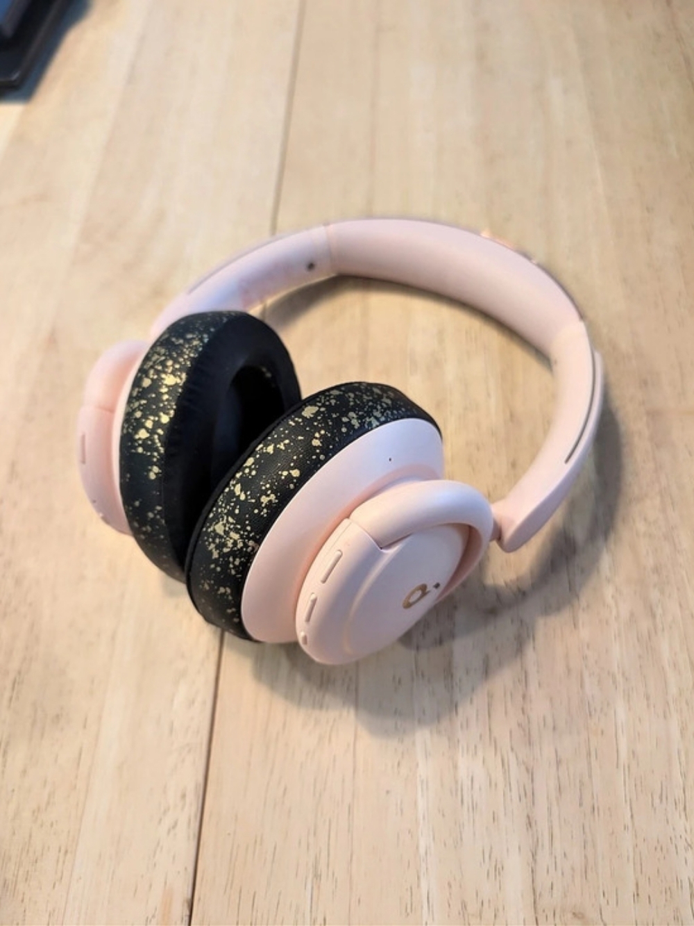 soundcore Space Q30 Over-Ear Noise Canceling Headphones in Pink Like New